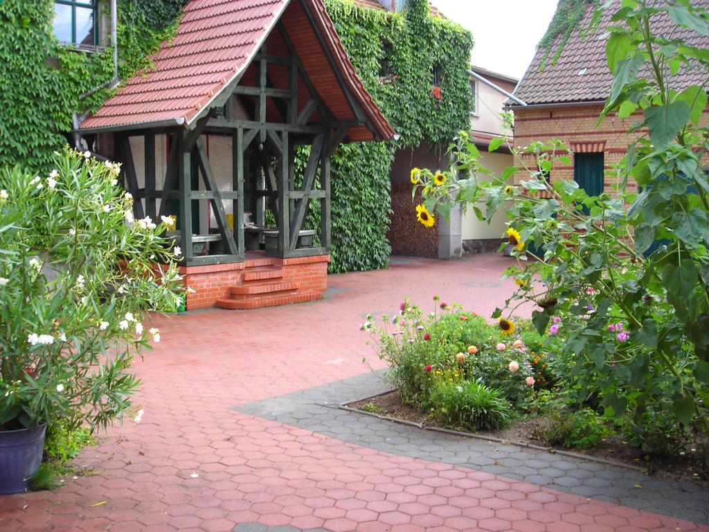 Ferienwohnung Auf Ehem. Alten Bauernhof Liebenwalde Exterior foto